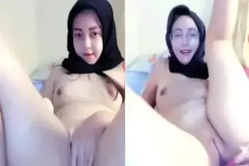 Bokep Jilbab Sekars Indo Ngocok Memek Liar Basah